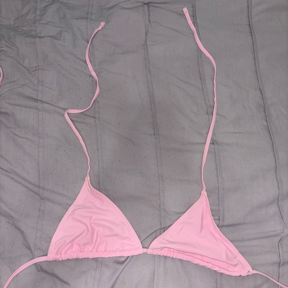 Pink bikini top